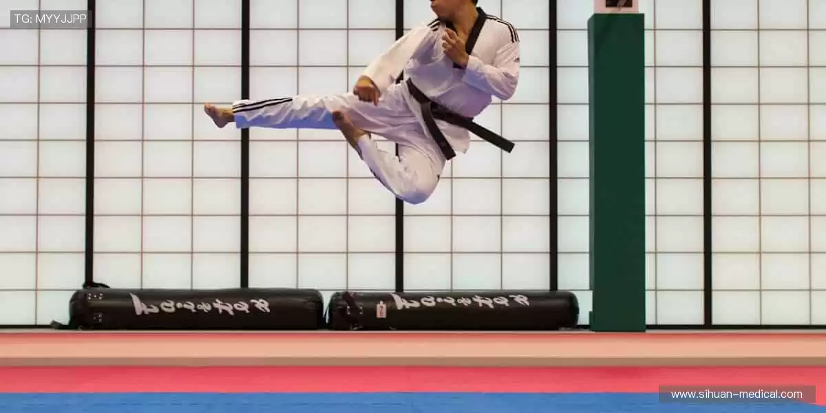 🔥 周边好物，让热爱从赛场延伸到生活！